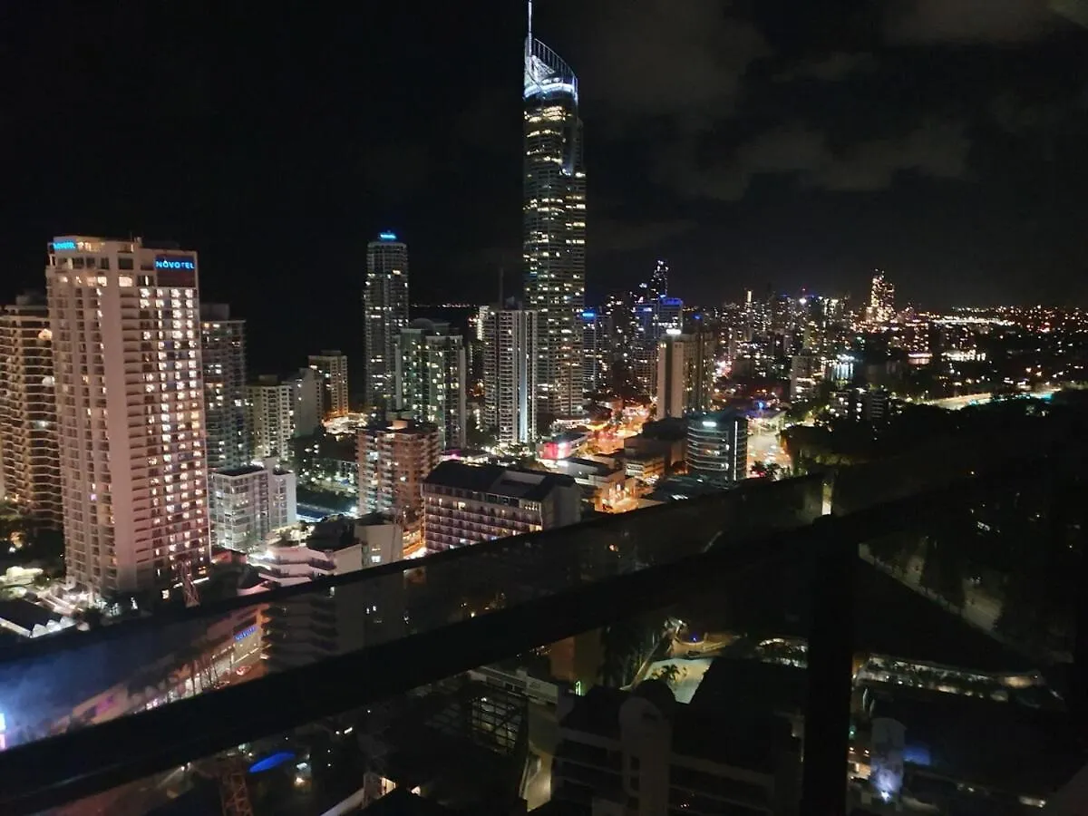 Circle On Cavill 2-Bed Sea View Apartment Gold Coast Australia