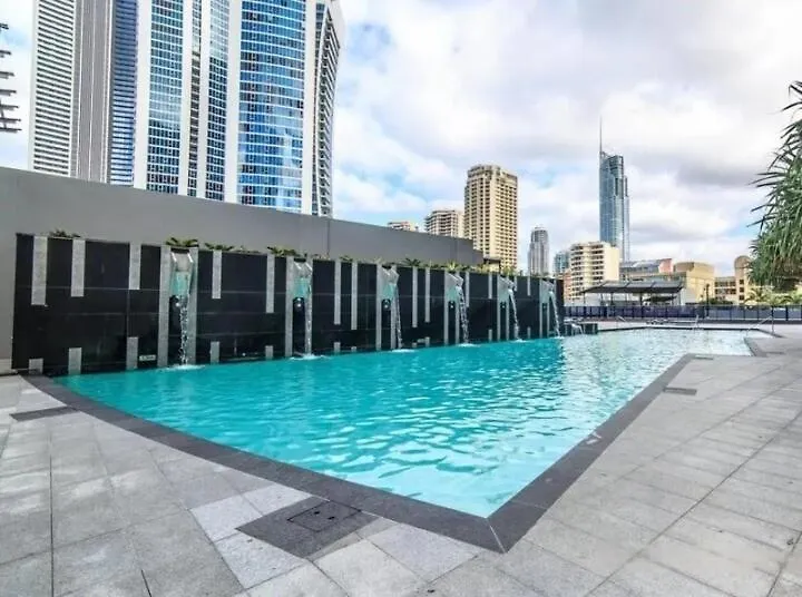 Circle On Cavill 2-Bed Sea View Apartment Gold Coast